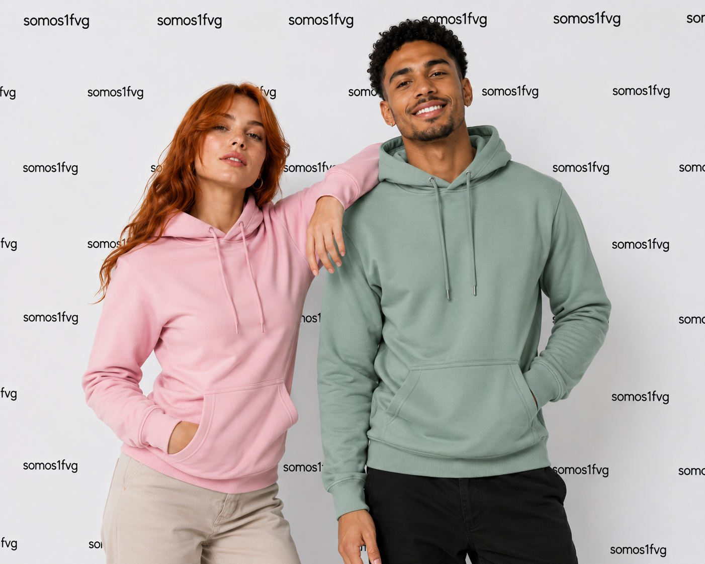 WUI24 Felpa Unisex con cappuccio B&C